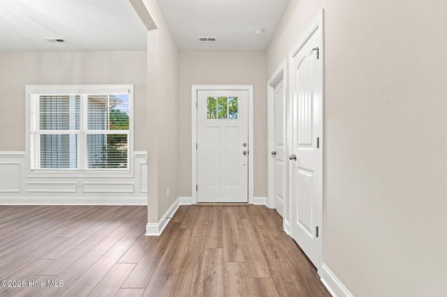 129 Devonshire Avenue W, Seven Lakes, NC 27376