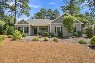 129 Devonshire Avenue W, Seven Lakes, NC 27376