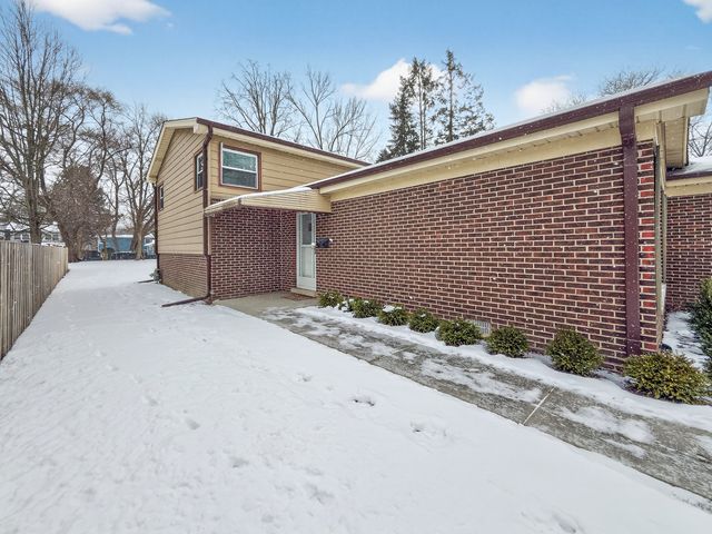 847 Division Street, Northbrook, IL 60062