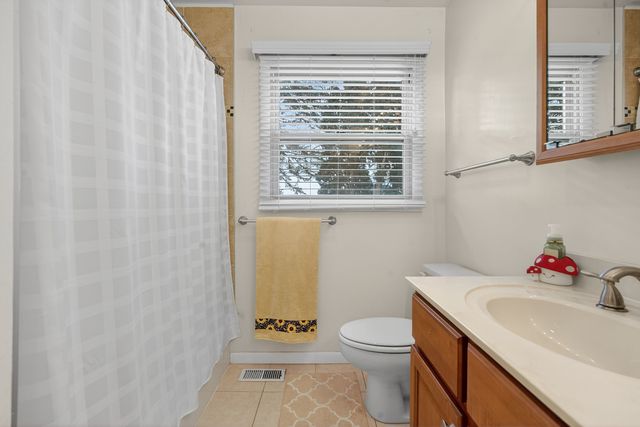 847 Division Street, Northbrook, IL 60062