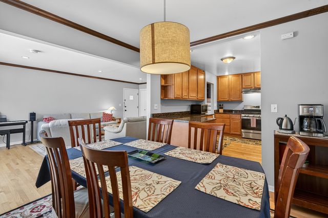 847 Division Street, Northbrook, IL 60062