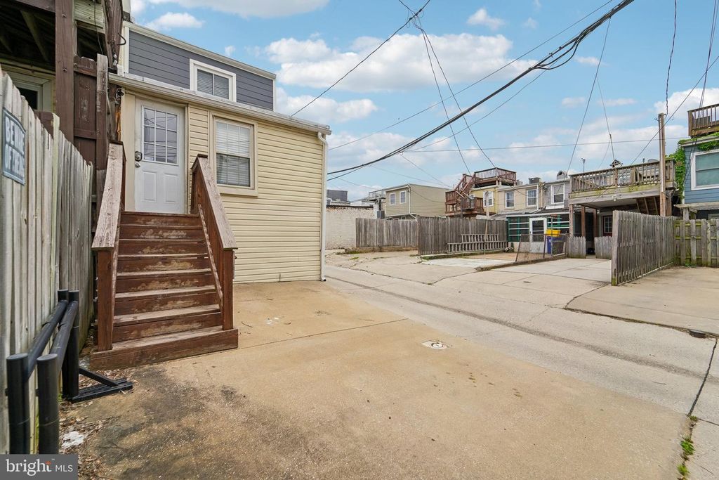Image 22 of property listing at 1620 MARSHALL ST, Baltimore, MD 21230