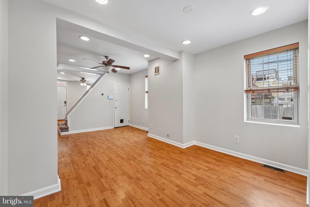 Image 8 of property listing at 1620 MARSHALL ST, Baltimore, MD 21230
