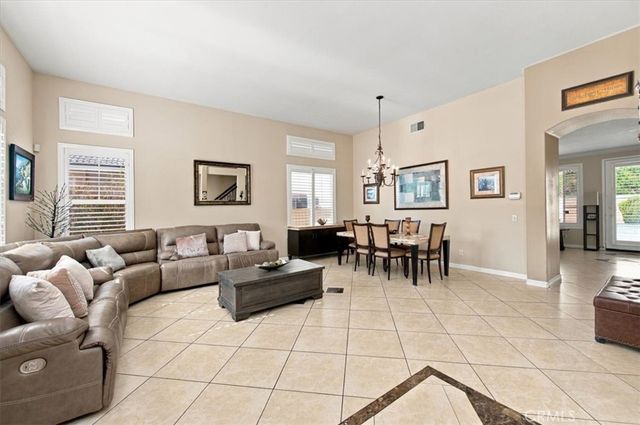 643 Shasta, Corona, CA 92881
