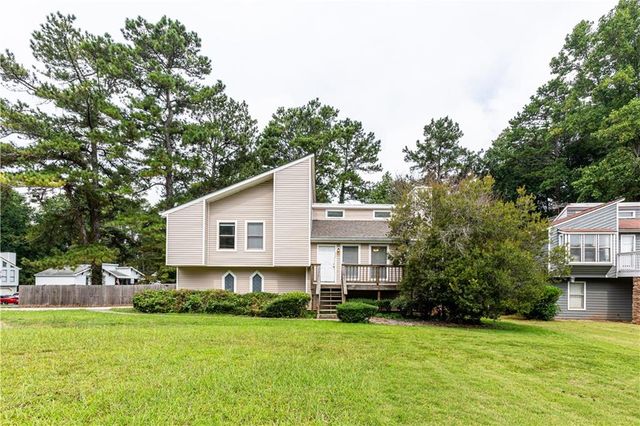 409 Arnold Road, Lawrenceville, GA 30044