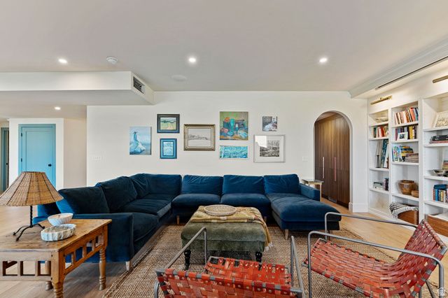 866 N PEARL DR, Lehi, UT 84048