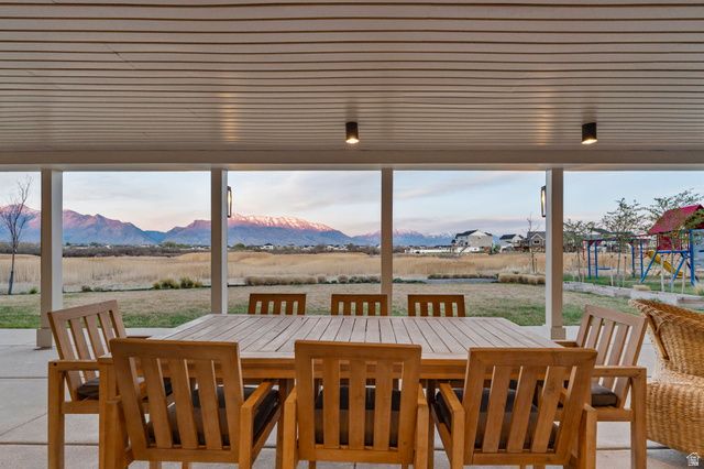 866 N PEARL DR, Lehi, UT 84048