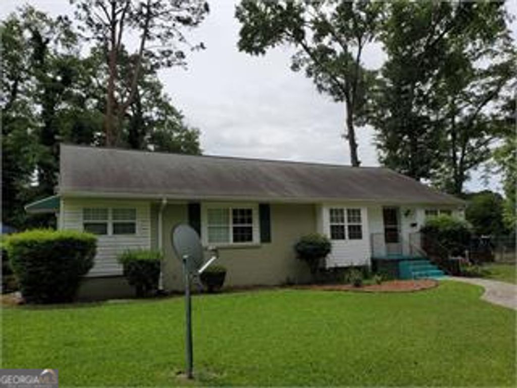 1021 Meadow Lane SE, Conyers, GA 30012
