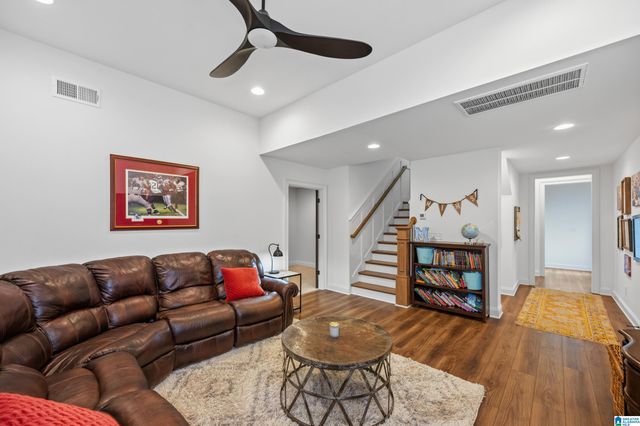 2761 GRIFFIN WAY, Hoover, AL 35244
