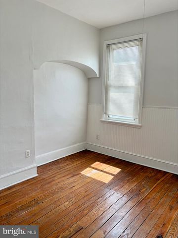 355 MERCY ST, Philadelphia, PA 19148