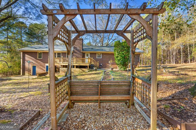 101 Fisher Drive, Hartwell, GA 30643