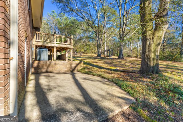 101 Fisher Drive, Hartwell, GA 30643