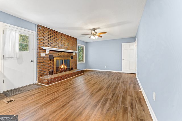 101 Fisher Drive, Hartwell, GA 30643