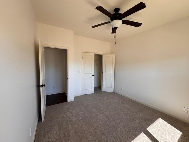 106 Cabrio Way, Headland, AL 36345