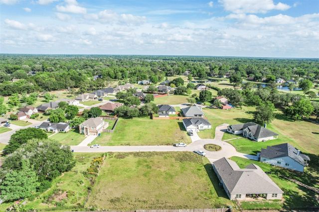 416 Buena Vista Lane, West Columbia, TX 77486
