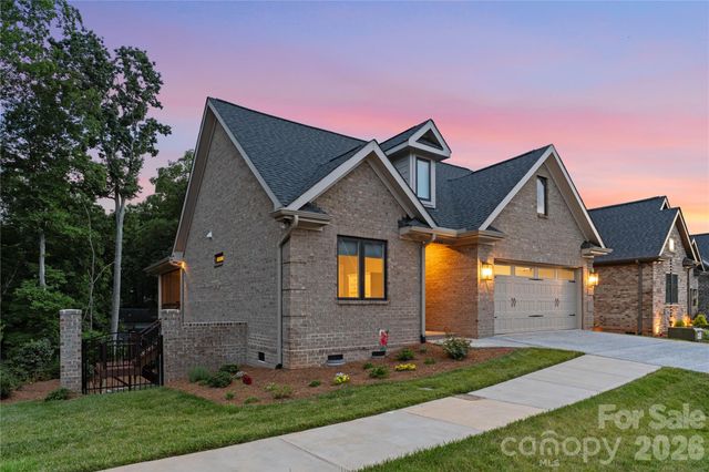 5106 Silver Trace Lane, Denver, NC 28037