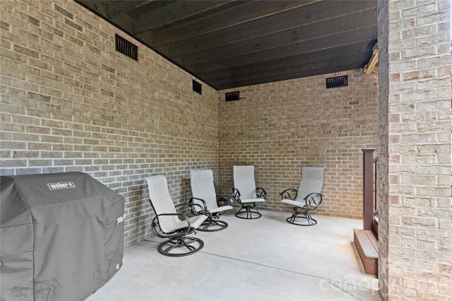 5106 Silver Trace Lane, Denver, NC 28037