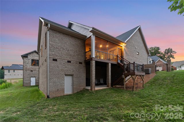 5106 Silver Trace Lane, Denver, NC 28037