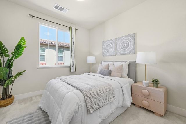 759 E Evelyn Avenue, Sunnyvale, CA 94086