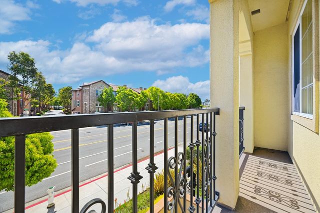 759 E Evelyn Avenue, Sunnyvale, CA 94086