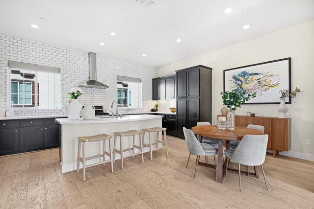 759 E Evelyn Avenue, Sunnyvale, CA 94086