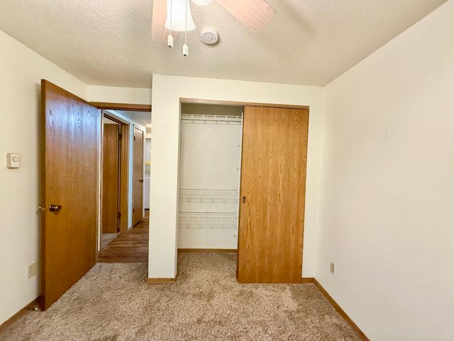 906 Benton Drive 14, Iowa City, IA 52246