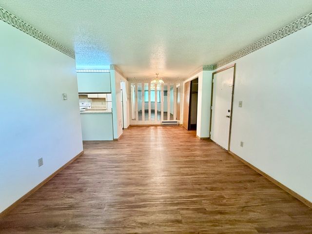 906 Benton Drive 14, Iowa City, IA 52246