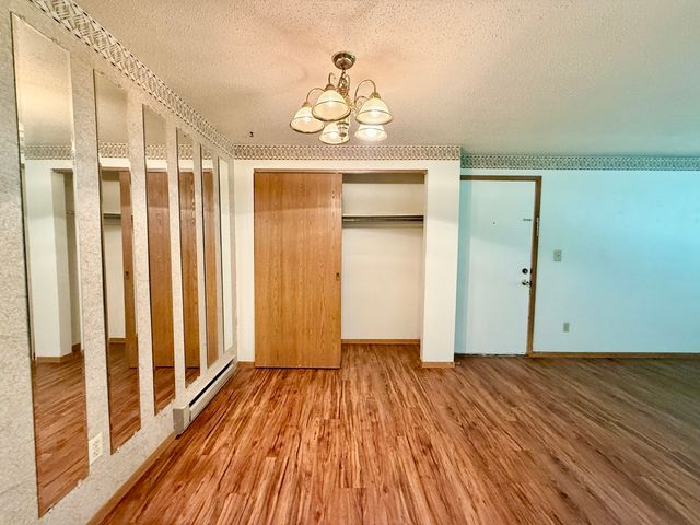 906 Benton Drive 14, Iowa City, IA 52246