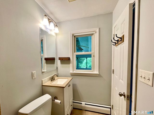 35 Woodmont Road, West Hartford, CT 06117
