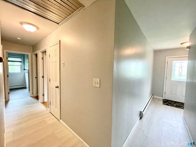 35 Woodmont Road, West Hartford, CT 06117
