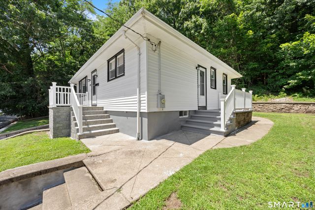 89 Platt Street, Waterbury, CT 06704