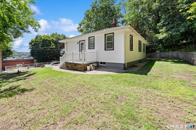 89 Platt Street, Waterbury, CT 06704