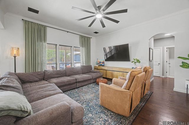 9348 Pine Forest Ct, Denham Springs, LA 70726