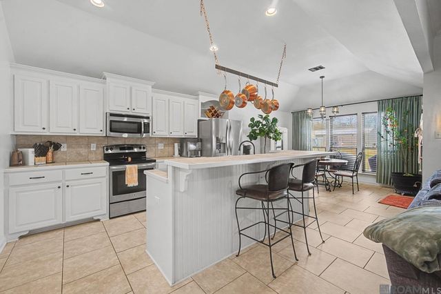 9348 Pine Forest Ct, Denham Springs, LA 70726