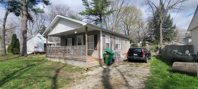 1621 Maple Street, Niles, MI 49120