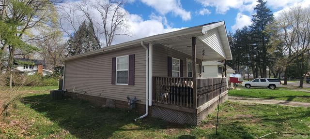 1621 Maple Street, Niles, MI 49120