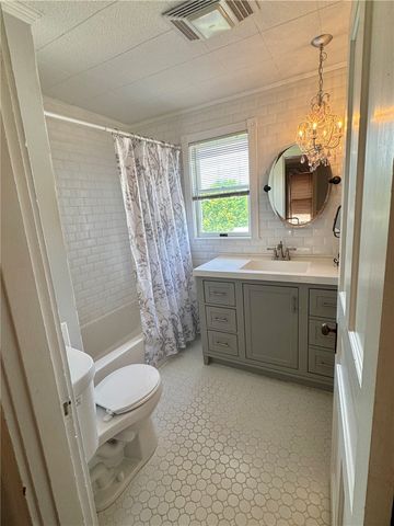 648 Chestnut St, Bridgeville, PA 15017