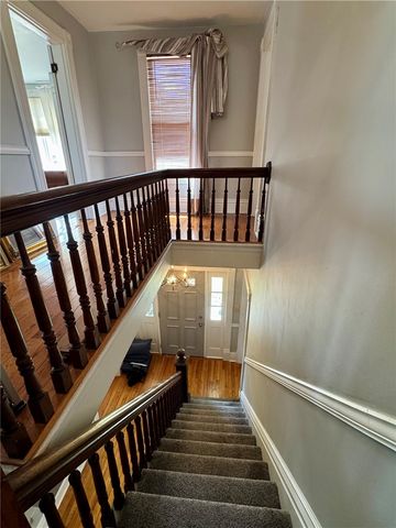 648 Chestnut St, Bridgeville, PA 15017