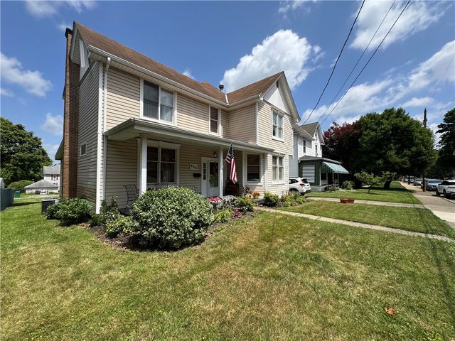 648 Chestnut St, Bridgeville, PA 15017
