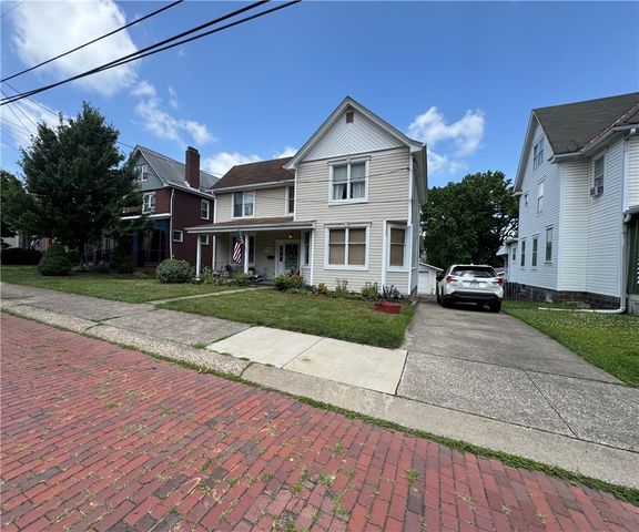 648 Chestnut St, Bridgeville, PA 15017