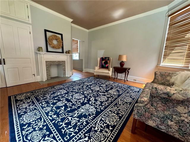 648 Chestnut St, Bridgeville, PA 15017