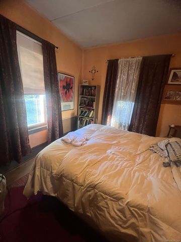 206 West Rock Avenue, New Haven, CT 06515