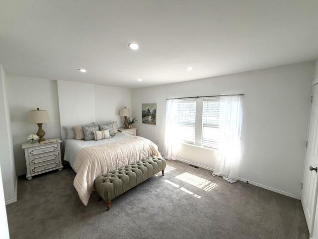 999 S 22nd Street, Columbus, OH 43206