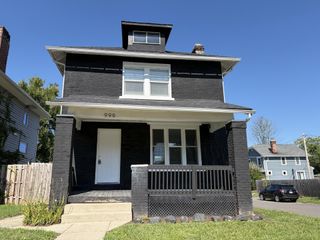 999 S 22nd Street, Columbus, OH 43206