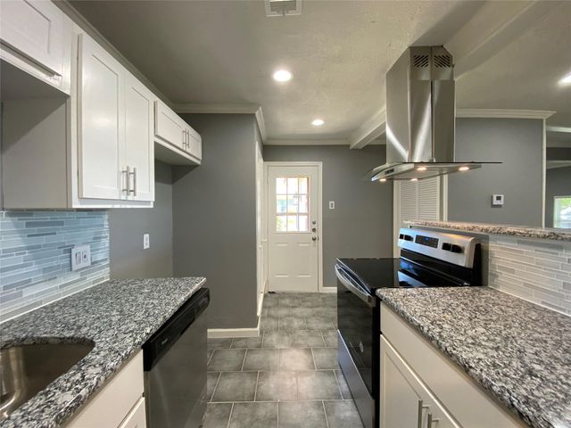 2813 Arcady Drive, Garland, TX 75041