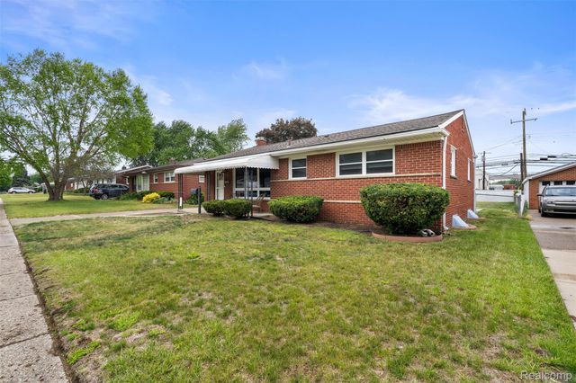 34946 Elmira Street, Livonia, MI 48150