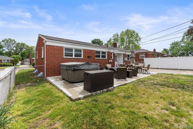 34946 Elmira Street, Livonia, MI 48150