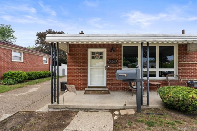 34946 Elmira Street, Livonia, MI 48150