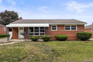 34946 Elmira Street, Livonia, MI 48150