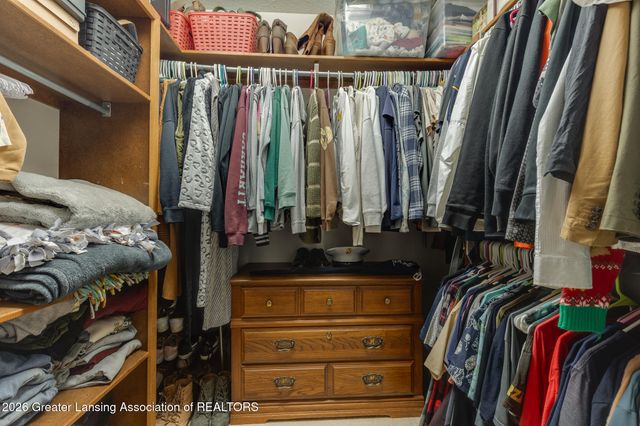 5770 Horstmeyer Road, Lansing, MI 48911